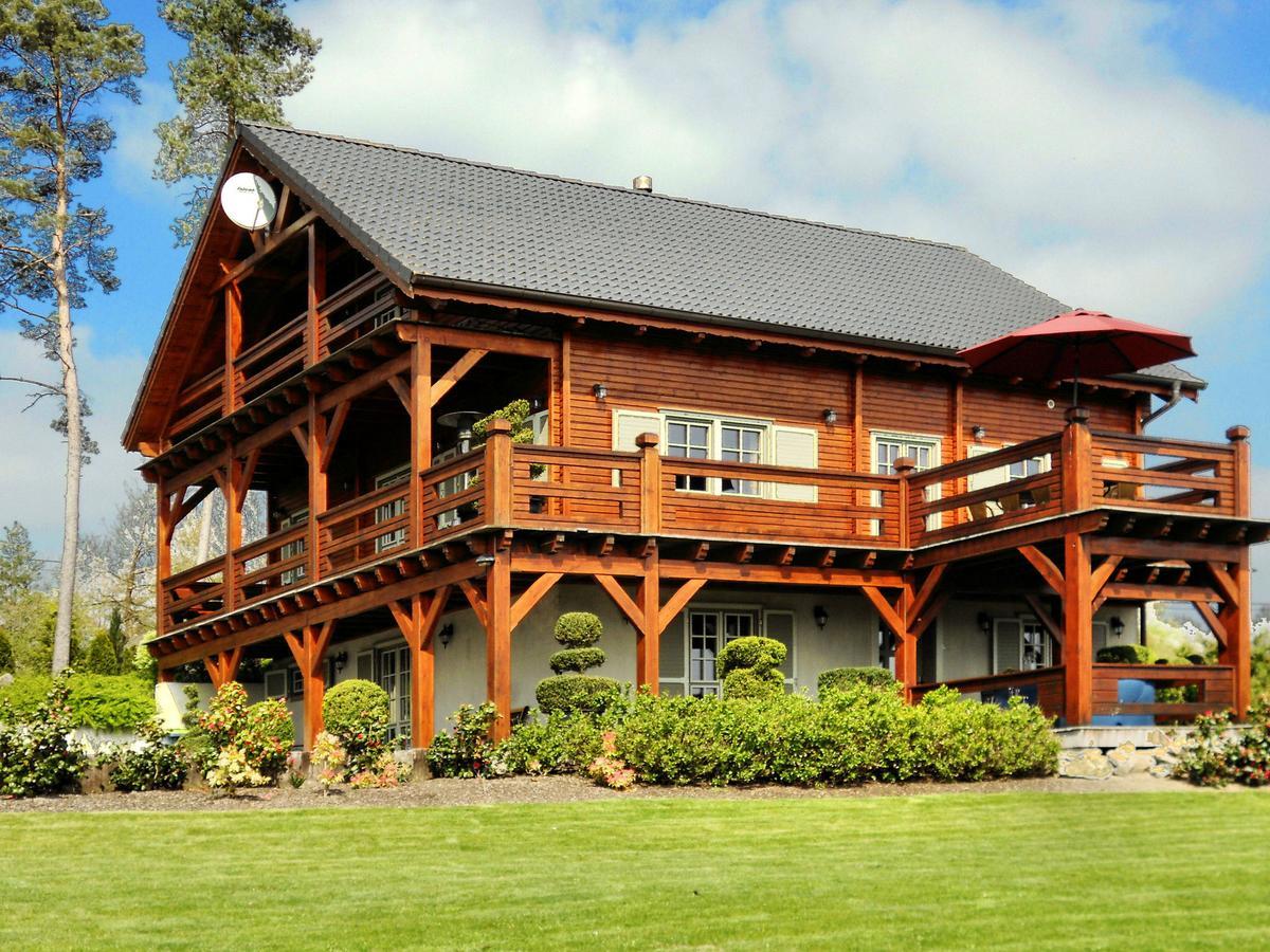 הוילה דורבורי Affluent Chalet In Septon With Bubble Bath מראה חיצוני תמונה